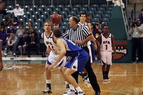 九游娱乐中心-格鲁吉亚女篮在欧洲锦标赛中表现优异，走向国际舞台，格鲁吉欧女王vs