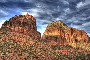 九游APP官网-华人购房热潮背后：中国资金或推迟美国经济下滑，华人在中国买房